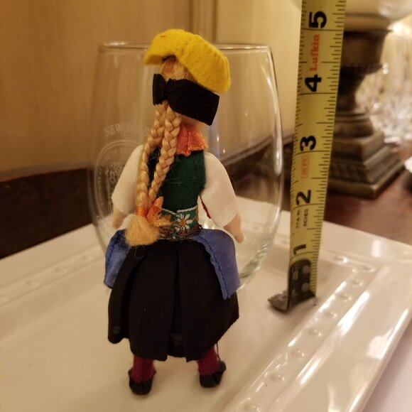 Small Dolls with Costumes of Culture and Place - Picture 2 of 7